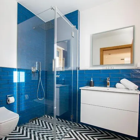 아파트 Chalet 62 *