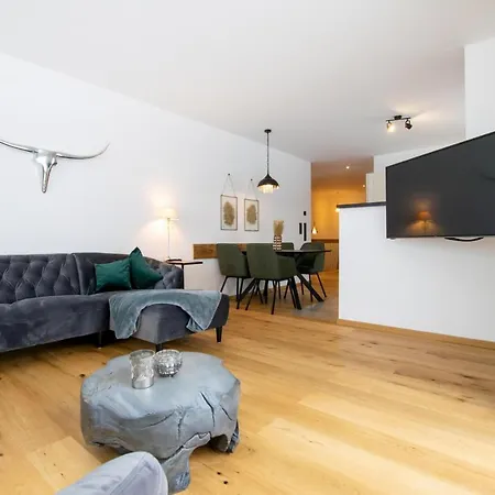 아파트 Chalet 62 *